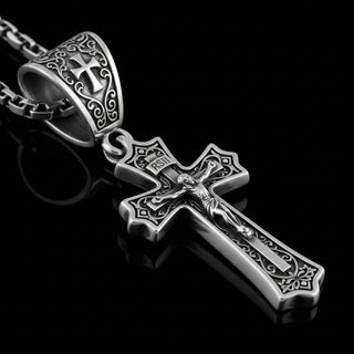 The Sacred Art of Religious Jewelry: Faith Made Tangible - Sarnion