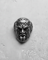 Top-down view of the 925 sterling Silver Maori Warrior Ring, highlighting the detailed face and protruding tongue.
