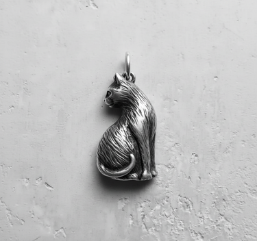 Silver Sitting Cat Pendant