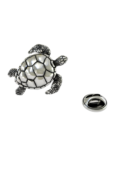Back of the Men's Turtle Lapel Pin, displaying the 925 sterling silver hallmark and secure pin fastening
