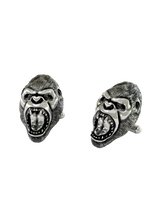 Back view of the Silverback Leader 925 silver cufflinks, displaying the polished and sturdy whale back closure mechanism.