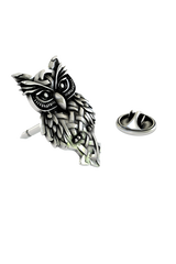 Close-up detail of the watchful eyes and beautiful knotwork on the Silver Celtic Owl Lapel Pin.