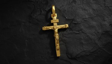 
INRI Crucifix Pendant 925 sterling silver cross in gold-tone finish showcasing detailed Jesus Christ figure and wooden texture