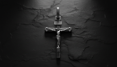 INRI Crucifix Pendant 925 sterling silver cross in gold-tone finish showcasing detailed Jesus Christ figure and wooden texture