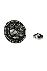 Royal Air Force Pilot Skull Pin in 925 sterling silver, front view showing the detailed pilot skull and fighter jets.