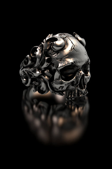 Baroque Skull Ring - Sarnion