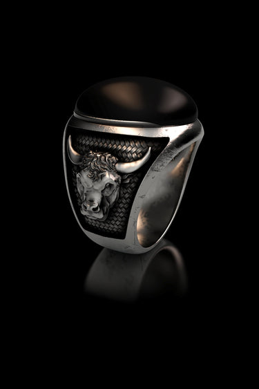 Charging Bull Ring - Sarnion