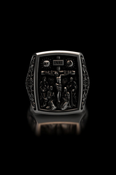 Crucifixion Ring - Sarnion