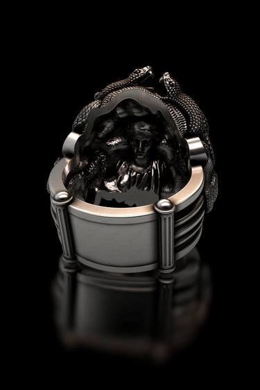 Medusa Serpent Ring - Sarnion