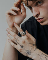 Modern Cross Ring - Sarnion