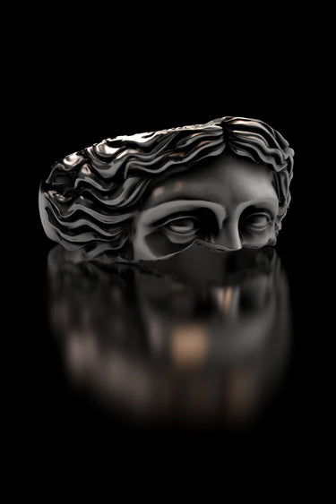 Mythical Medusa Ring - Sarnion