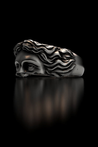 Mythical Medusa Ring - Sarnion