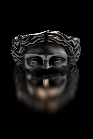 Mythical Medusa Ring - Sarnion