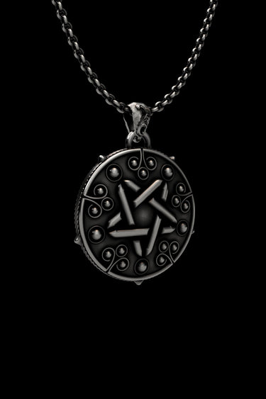 Yennefer Star Pendant - Sarnion